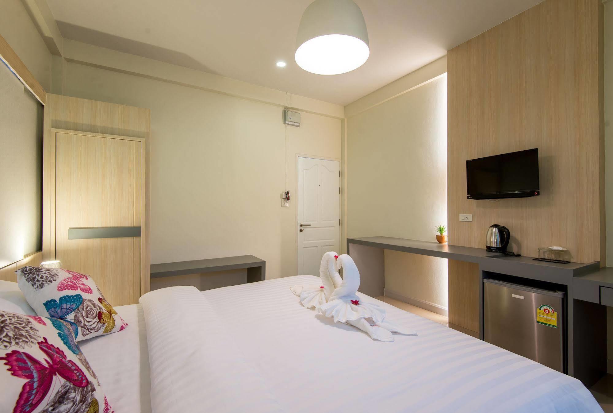 Orbit Key Hotel Krabi Bagian luar foto